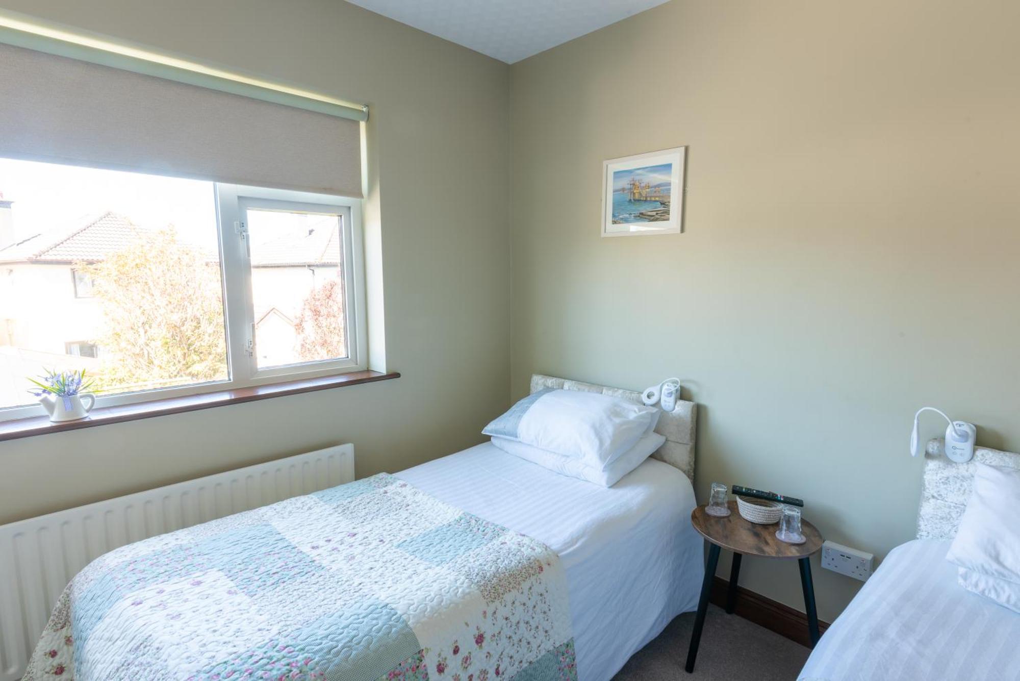 Hotel Avalon House Galway Esterno foto