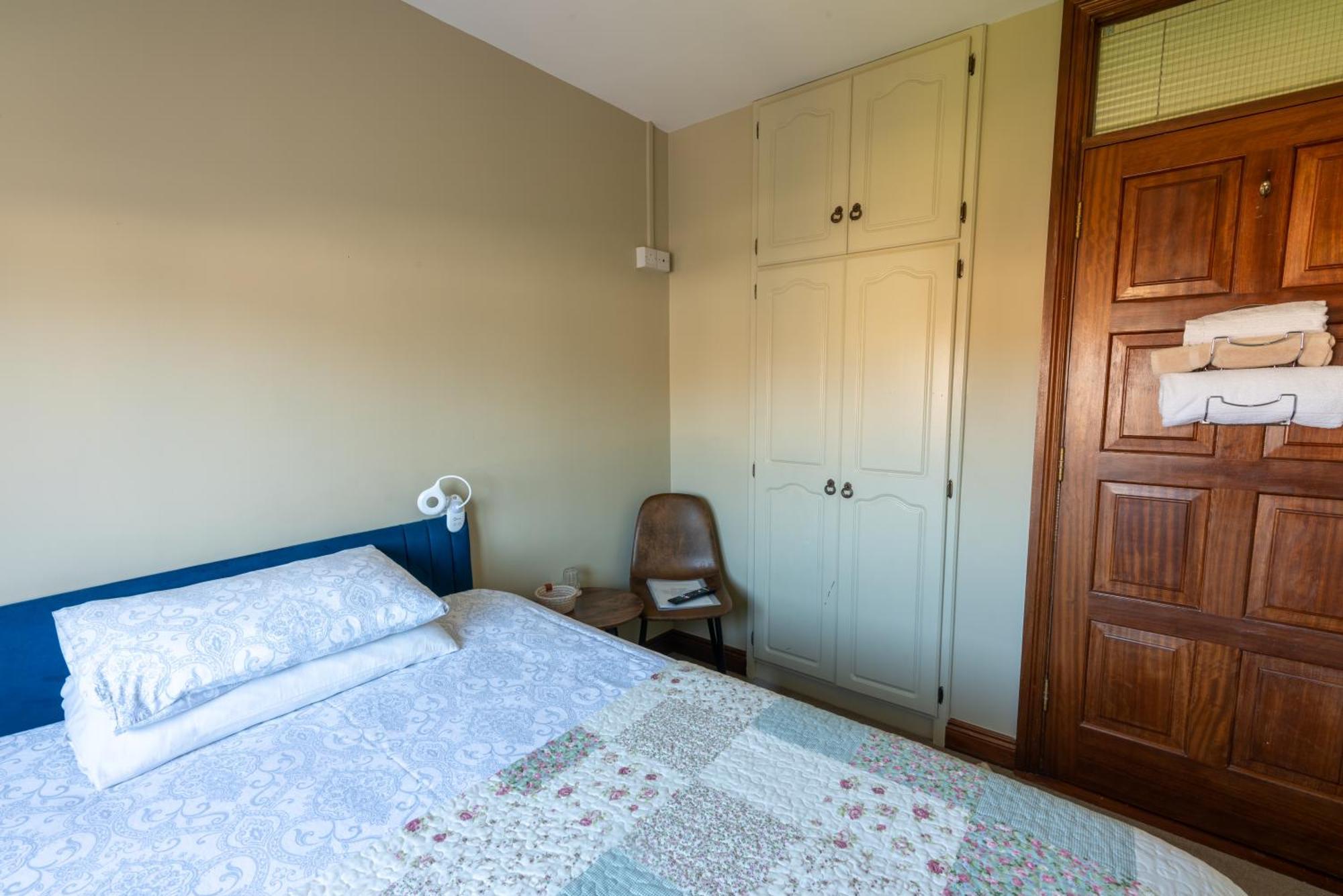 Hotel Avalon House Galway Esterno foto