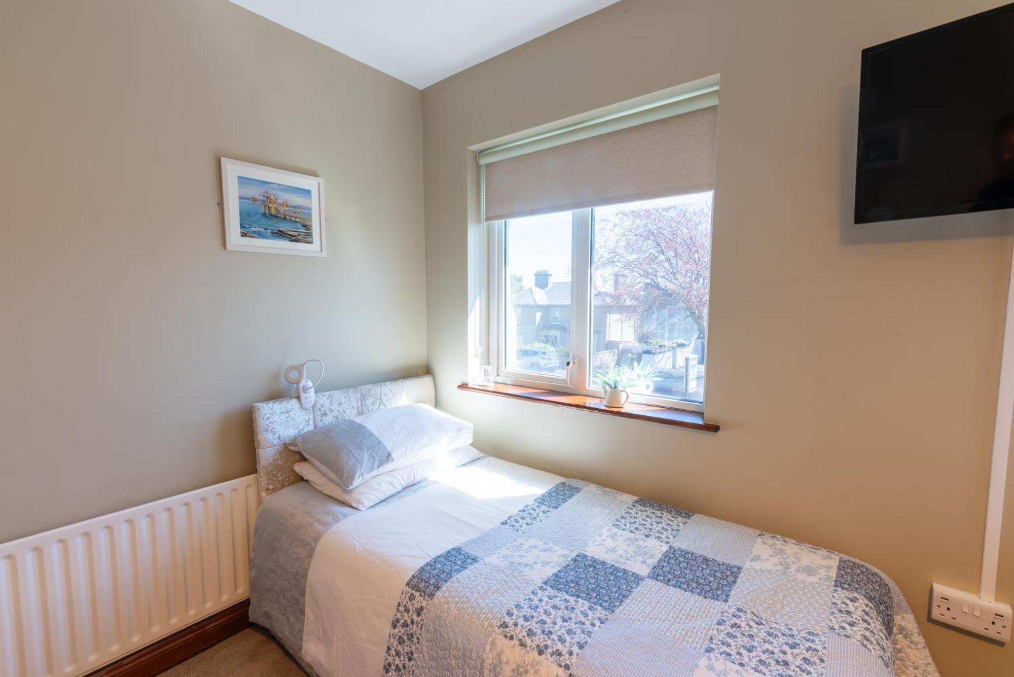 Hotel Avalon House Galway Esterno foto